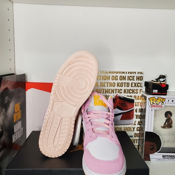Jordan 1 Mid Arctic Pink - Picture 3 of 4